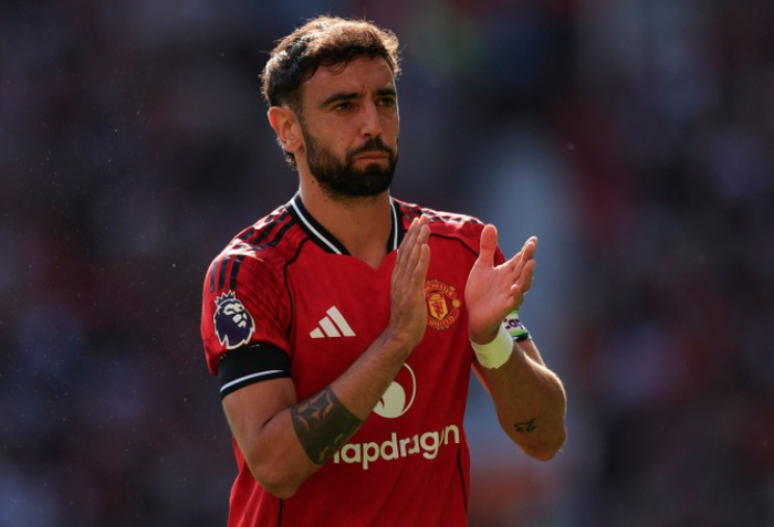 柠檬体育直播-索要40万周薪！曼联核心未来突变，计算未来，高层担忧|B费|德布劳内|德赫亚|布鲁诺·费尔南德斯|英超_新浪体育_新浪新闻