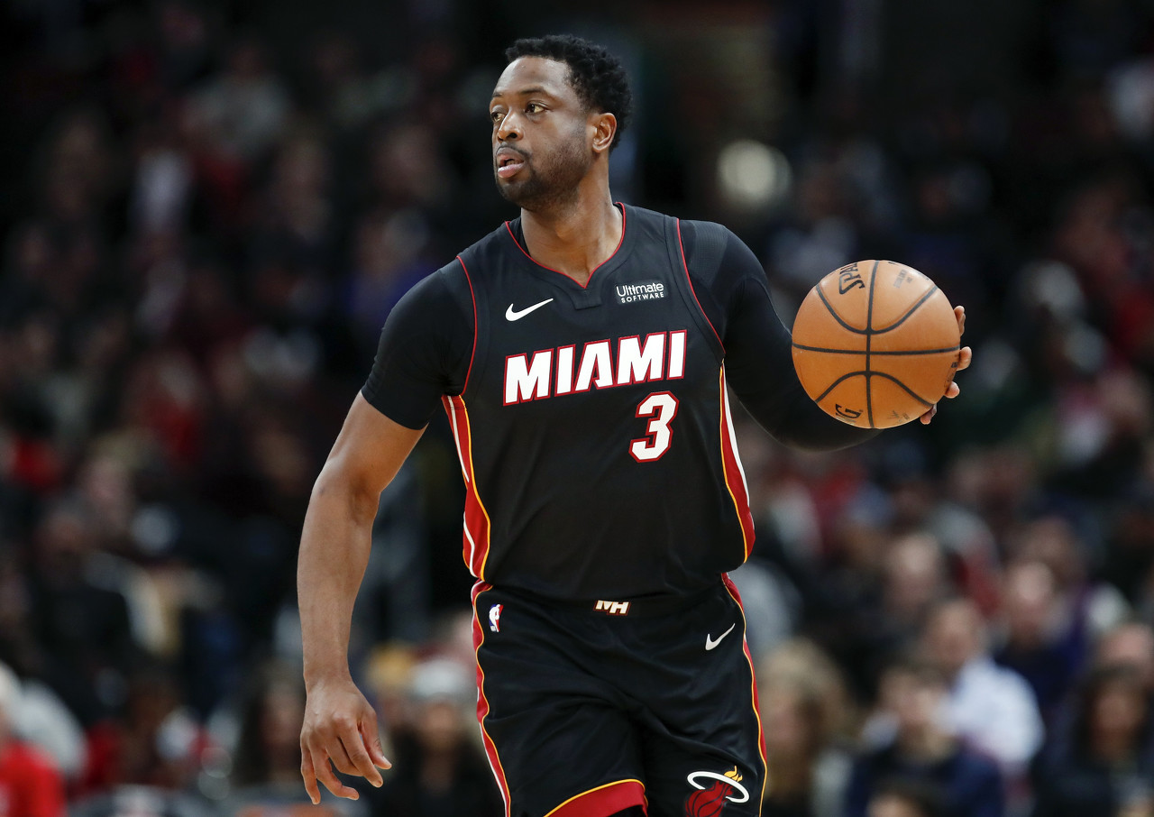 柠檬直播-2009年的今天：韦德30投17中&amp;罚球15中14 爆砍50分5板5助