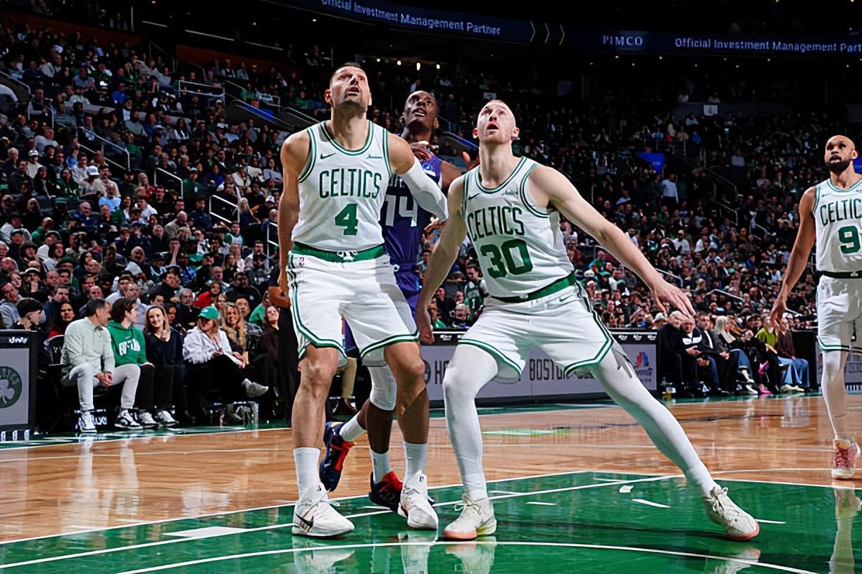 柠檬直播体育-2024年有雷霆的前车之鉴，2026年会出现凯尔特人的后事之师吗？